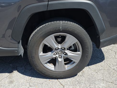 Used 2024 Toyota RAV4 XLE image 4