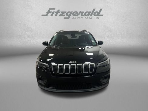 Used 2019 Jeep Cherokee Latitude Plus w/ Comfort/Convenience Group FWD image 11