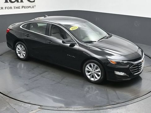 Used 2025 Chevrolet Malibu LT FWD image 47