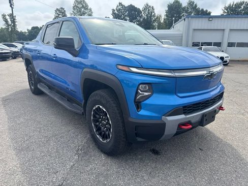 Used 2026 Chevrolet Silverado EV Trail Boss AWD/4WD image 7
