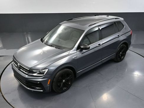 Used 2019 Volkswagen Tiguan SEL Premium R-Line FWD image 56