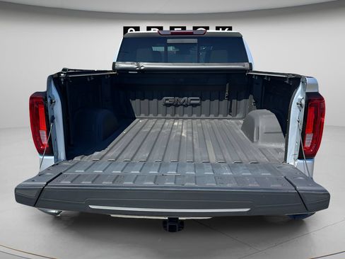 Used 2022 GMC Sierra 1500 SLT w/ SLT Premium Plus Package AWD/4WD image 13