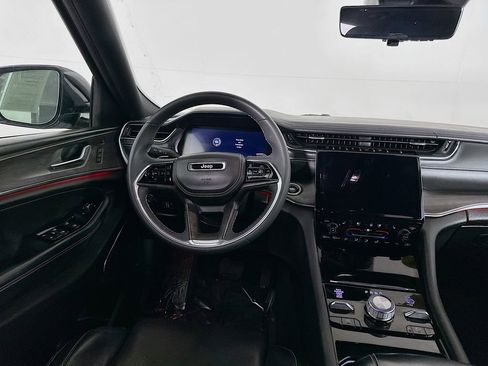 Certified 2023 Jeep Grand Cherokee L Overland w/ Luxury Tech Group IV image 32