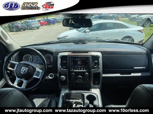 Used 2017 RAM 1500 Laramie w/ Convenience Group AWD/4WD image 16