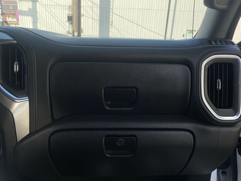 Used 2022 Chevrolet Silverado 1500 LT image 80