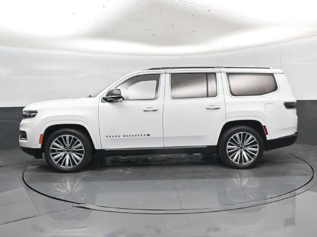 Used 2023 Jeep Grand Wagoneer Series III AWD/4WD image 38