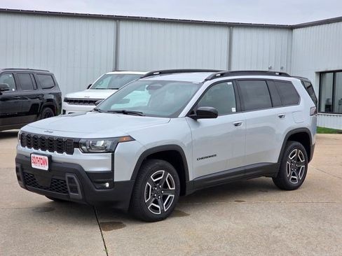 New 2026 Jeep Cherokee Laredo AWD/4WD image 3