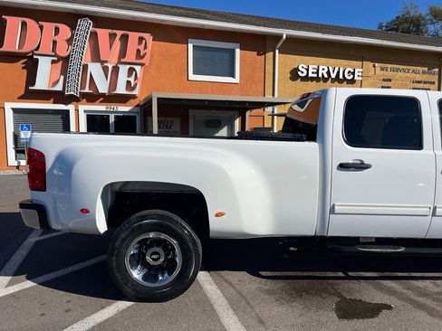 Used 2013 Chevrolet Silverado 3500 LT w/ Convenience Package image 11