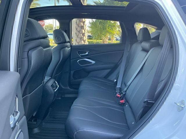 New 2026 Acura RDX SH-AWD image 9