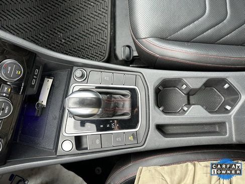 Used 2021 Volkswagen Jetta GLI Autobahn w/ GLI Autobahn Black Package image 18