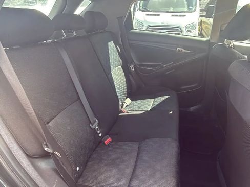 Used 2010 Toyota Matrix image 16