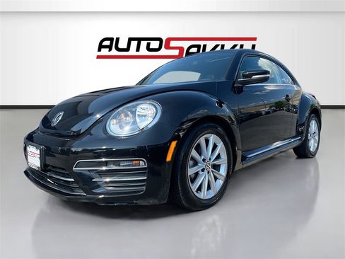 Used 2019 Volkswagen Beetle 2.0T SE image 3