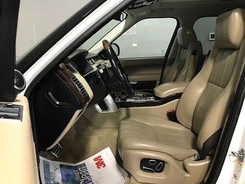 Used 2014 Land Rover Range Rover Supercharged AWD/4WD image 10