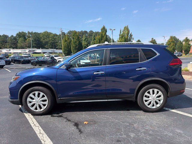 Used 2017 Nissan Rogue S w/ S Appearance Package AWD/4WD image 10