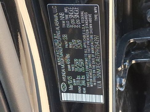 Used 2023 Hyundai Tucson Limited image 27