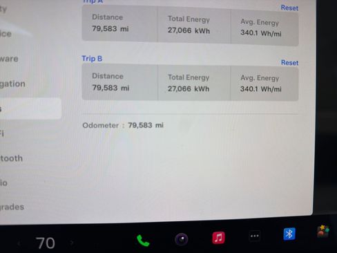 Used 2022 Tesla Model X Plaid image 5