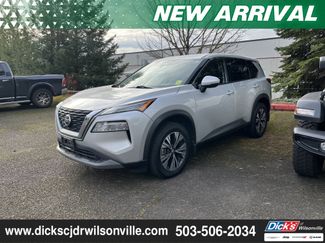 Used 2021 Nissan Rogue SV video 1