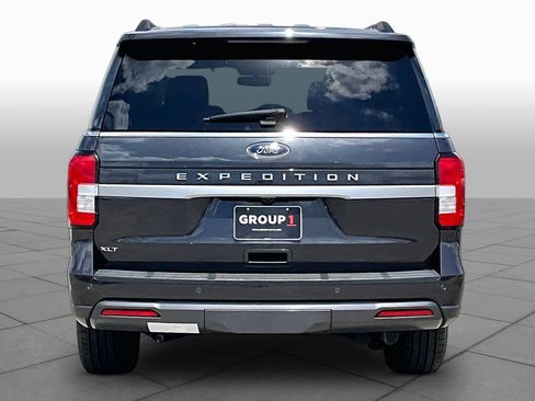 Used 2024 Ford Expedition XLT image 5