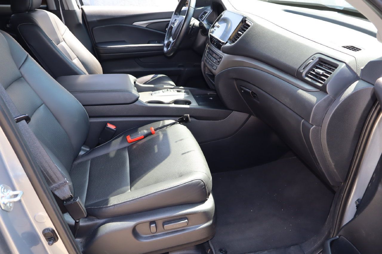 Used 2025 Honda Ridgeline RTL image 16