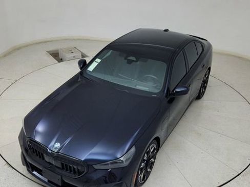 Used 2026 BMW 550e xDrive image 80