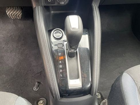 Used 2018 Nissan Kicks S FWD image 32