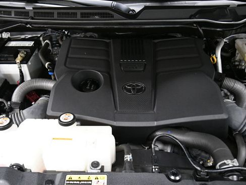 Used 2022 Toyota Tundra SR RWD image 32
