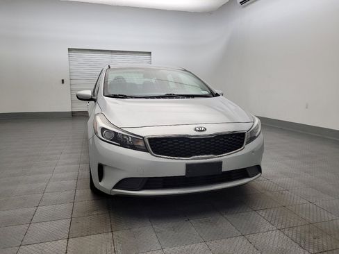 Used 2017 Kia Forte LX image 14