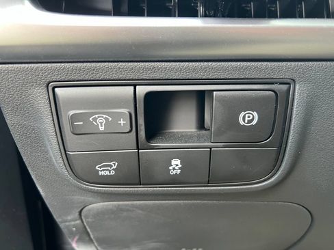 Used 2026 Hyundai Tucson Limited AWD/4WD image 24