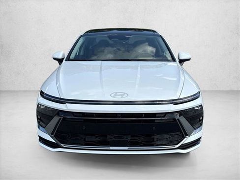 Certified 2025 Hyundai Sonata Limited FWD image 6