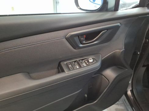 Certified 2025 Subaru Forester Premium image 12