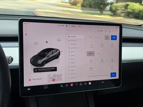 Used 2022 Tesla Model 3 Standard Range RWD image 25