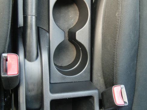 Used 2012 MAZDA MAZDA5 Sport image 18