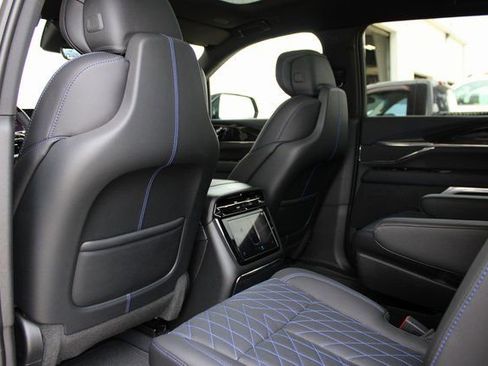 New 2026 Cadillac Escalade IQ Luxury 1 AWD/4WD image 36