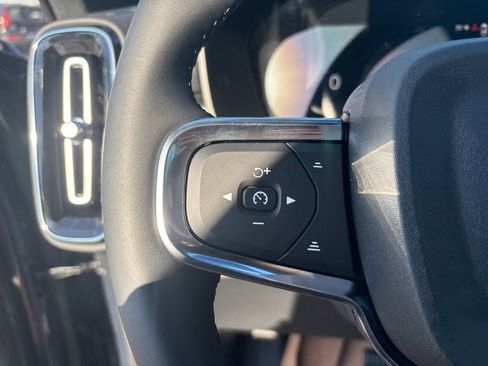 New 2026 Volvo XC40 B5 Ultra w/ Protection Package Premier AWD/4WD image 24