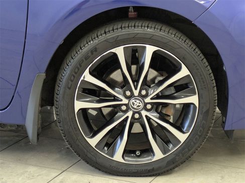 Used 2017 Toyota Corolla SE image 12