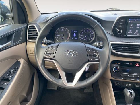 Used 2020 Hyundai Tucson Sport FWD image 13