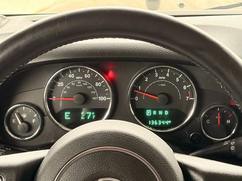 Used 2015 Jeep Wrangler Unlimited Sport w/ Quick Order Package 24S image 32