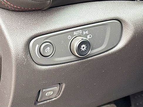 Used 2024 Chevrolet Blazer RS image 10