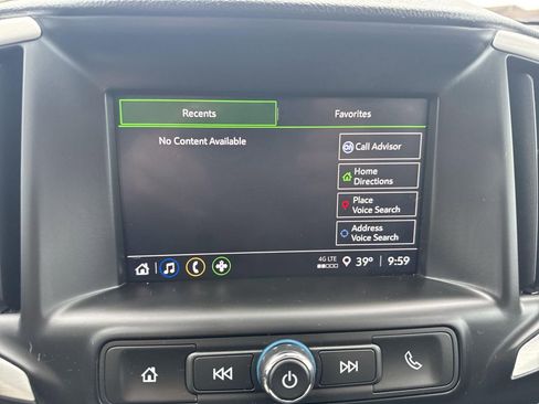 Used 2023 GMC Terrain SLE w/ Driver Convenience Package image 14