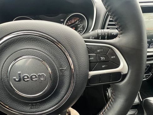 Used 2018 Jeep Compass Limited w/ Safe & Security Group image 16