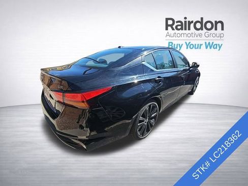 Used 2020 Nissan Altima 2.5 SR image 3