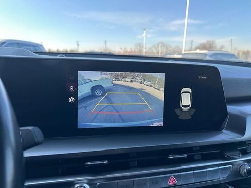 Used 2023 Kia Telluride S image 23