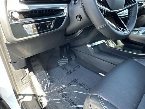 New 2026 Cadillac Lyriq Luxury image 18