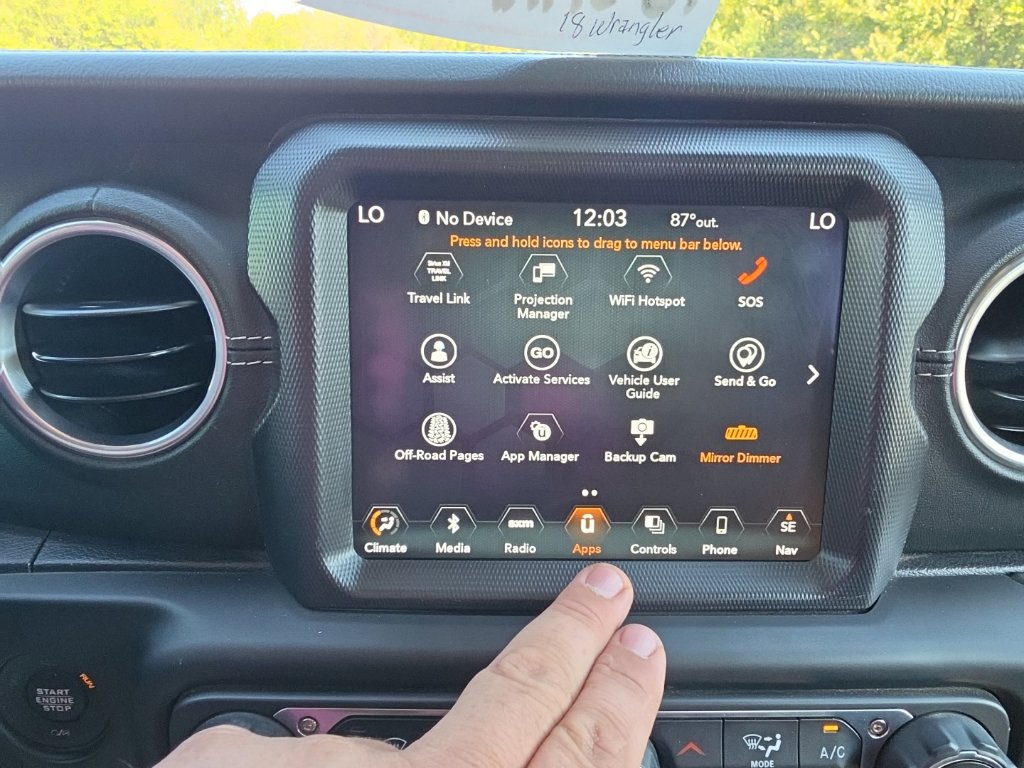 Used 2018 Jeep Wrangler Unlimited Sahara AWD/4WD image 50