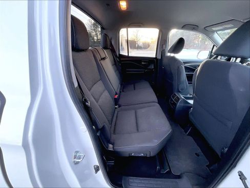 Used 2023 Honda Ridgeline Sport image 16