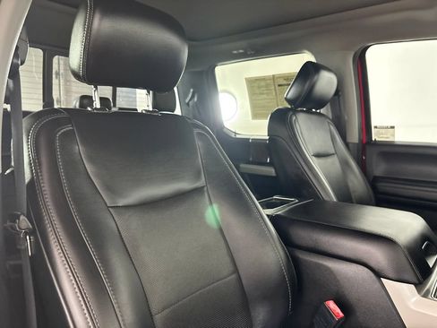 Used 2019 Ford F250 Lariat w/ Lariat Ultimate Package AWD/4WD image 28