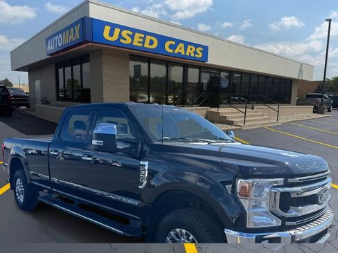 Used 2022 Ford F350 XLT w/ XLT Premium Package AWD/4WD image 3