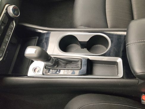 Used 2024 Nissan Altima 2.5 SV image 26