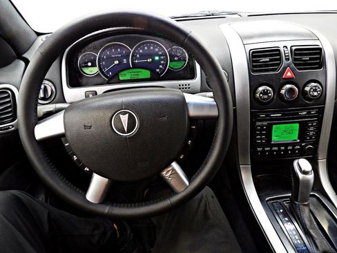 Used 2004 Pontiac GTO image 14