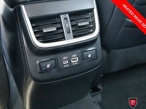 Used 2024 Subaru Outback Touring AWD/4WD image 12